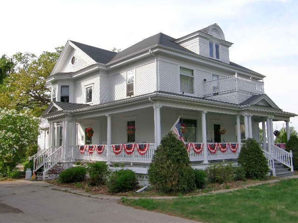 Lindsay House Bed And Breakfast Manawa Exterior photo